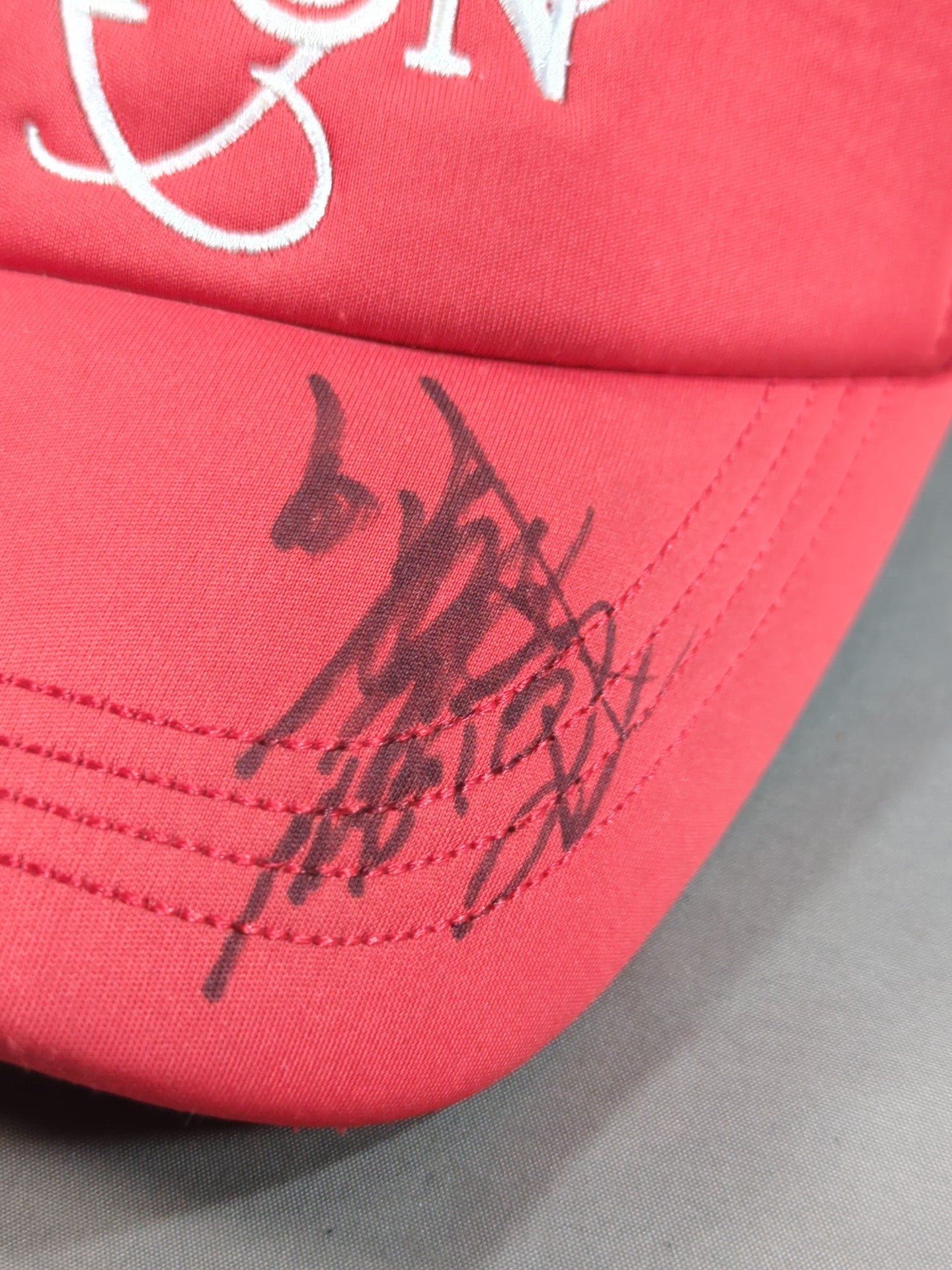 内藤哲也＆BUSHI 直筆Wサイン入り】広島東洋カープ×内藤哲也「Carp de
