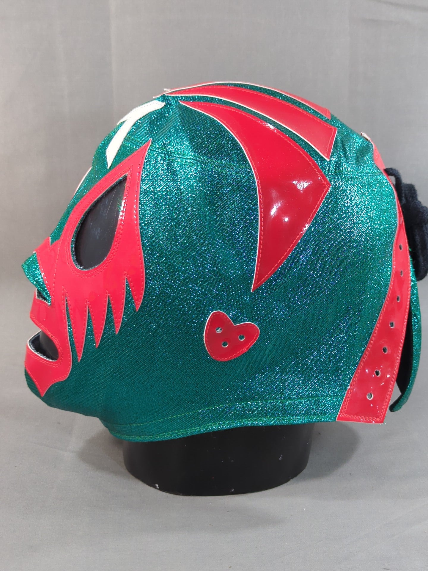 Mil Mascaras 