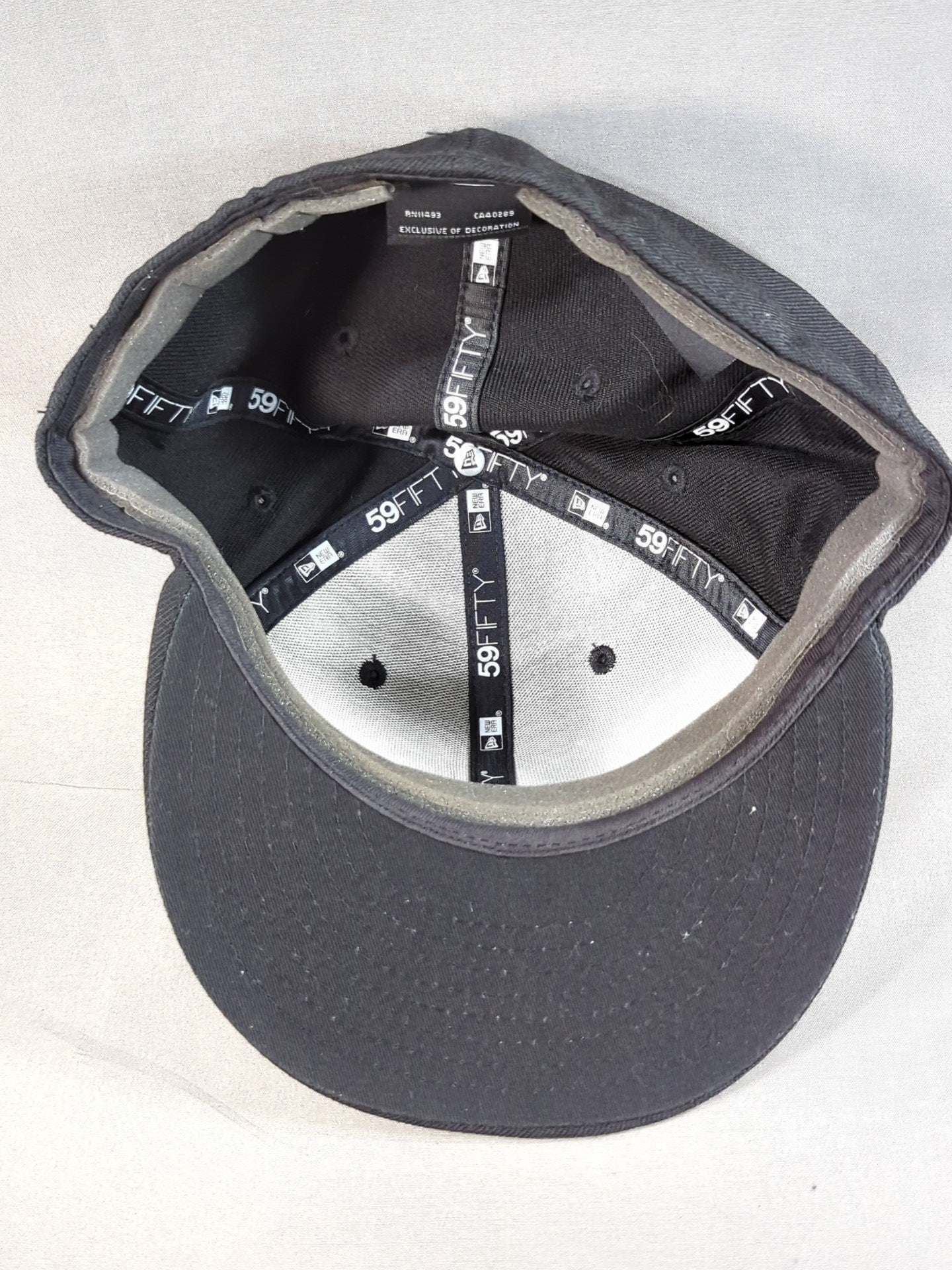 L・I・J×NEW ERA(R) 9FIFTY(TM) キャップ③(ブラック×ホワイト)