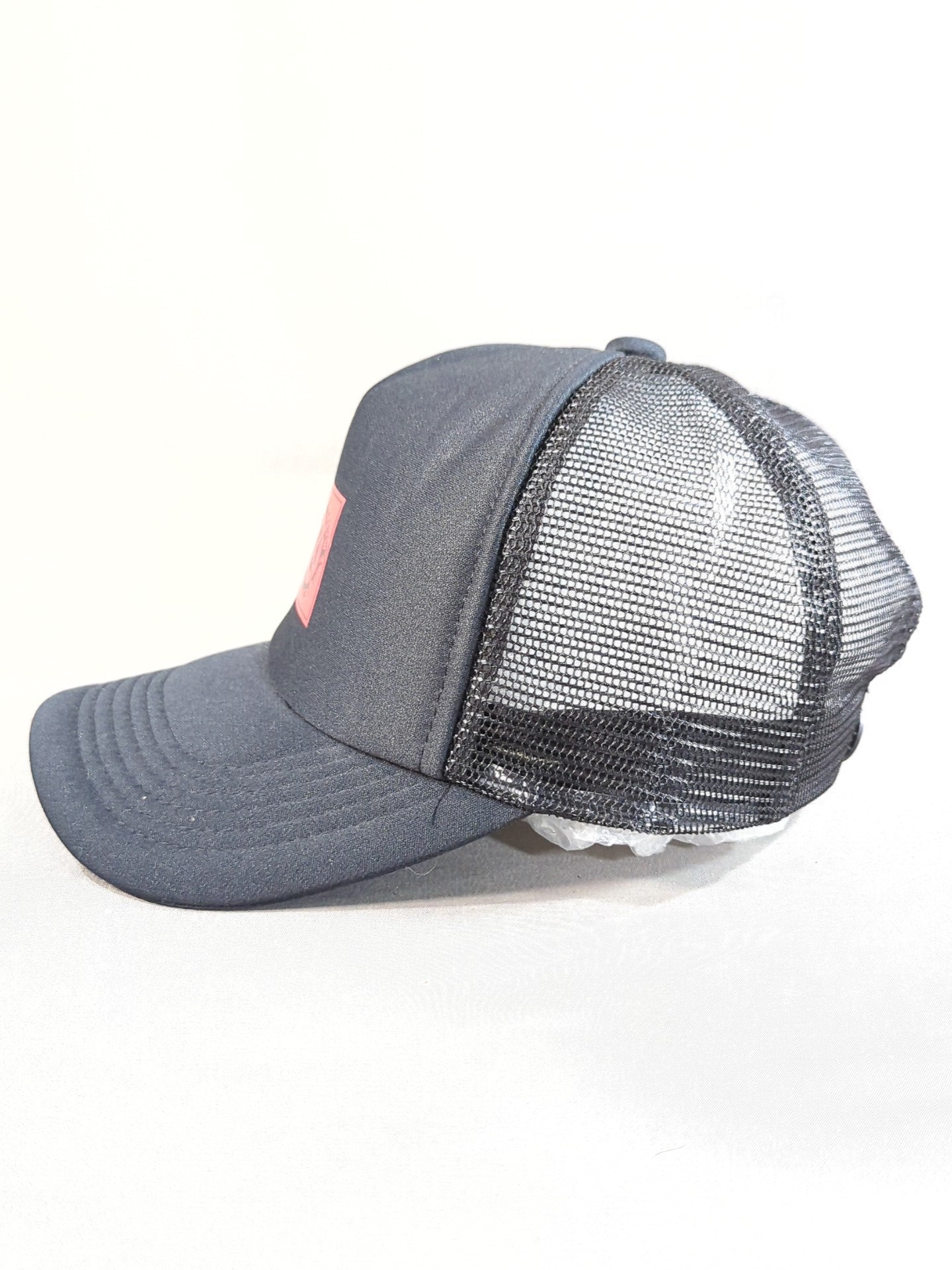 OEDO TAI  Mesh Cap (Black×Red)
