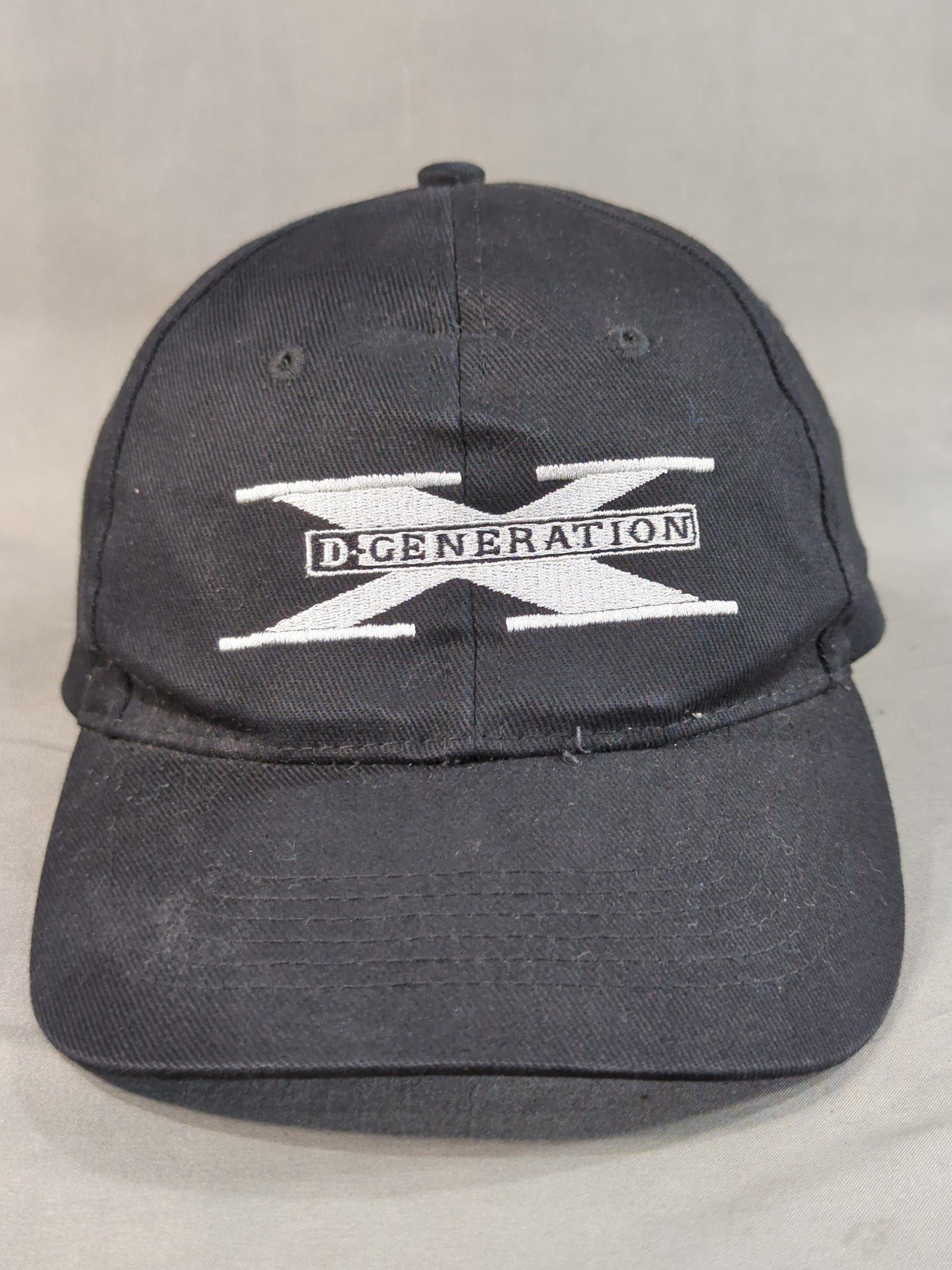 D-GENERATION X "TWO WORDS S*CK IT" Cap (Black)