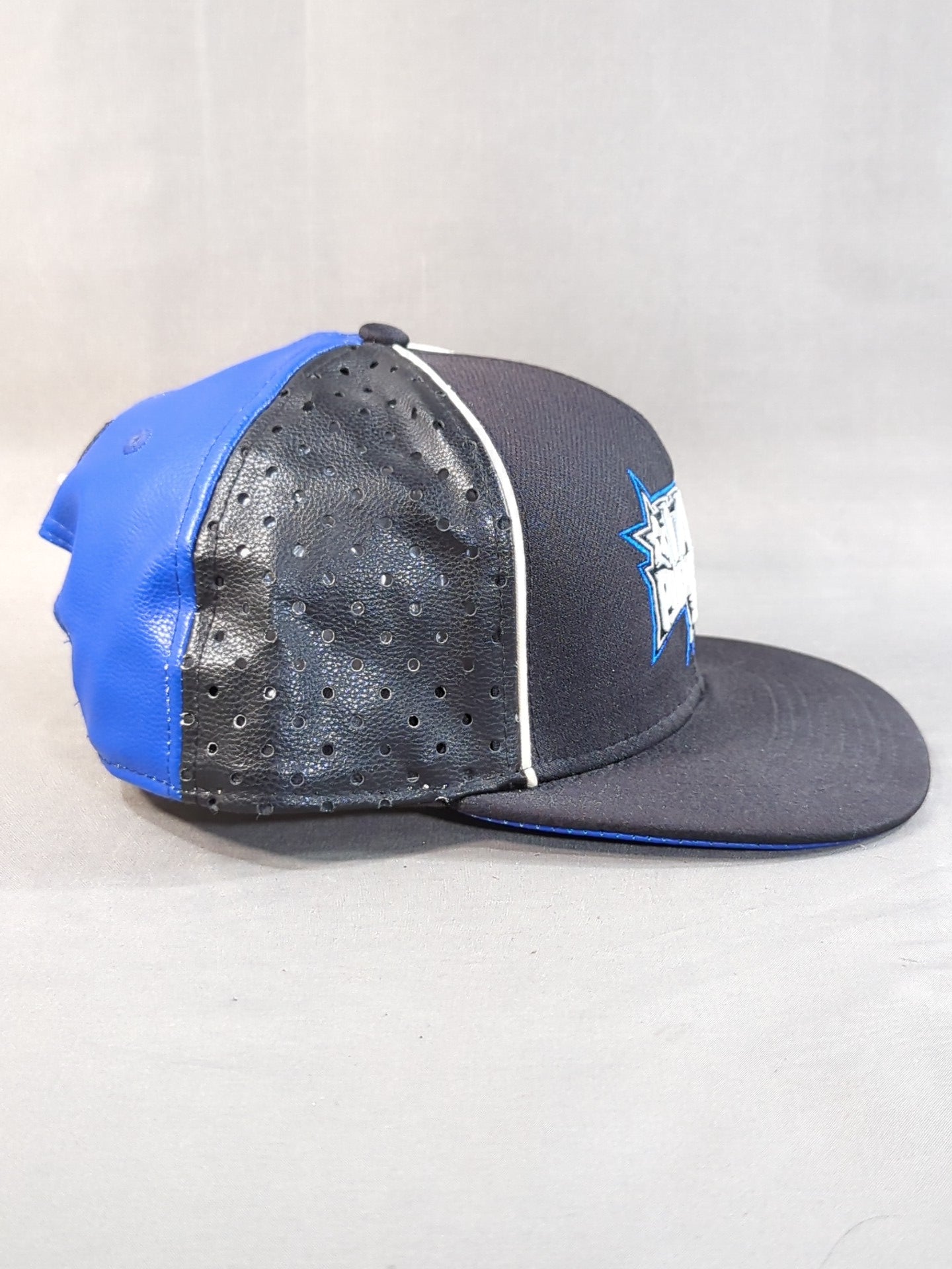 AJ Styles  "I AM PHENOMENAL" Snapback Cap (Black×Blue)