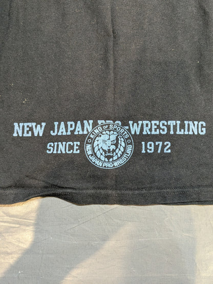 New Japan Pro Wrestling × Shimamura Lion Mark T-shirt (black× blue camouflage)