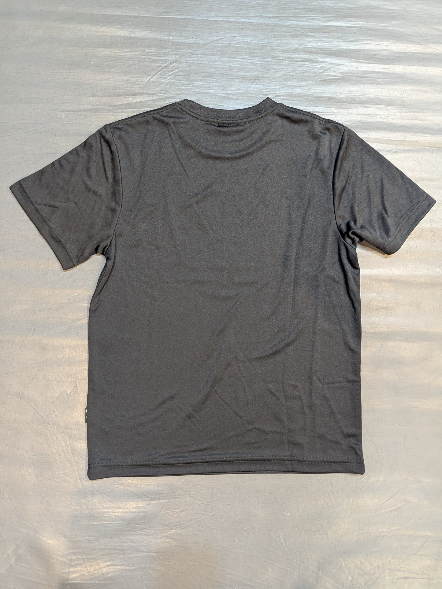 石井智宏「BITE THE WORLD」ドライTシャツ