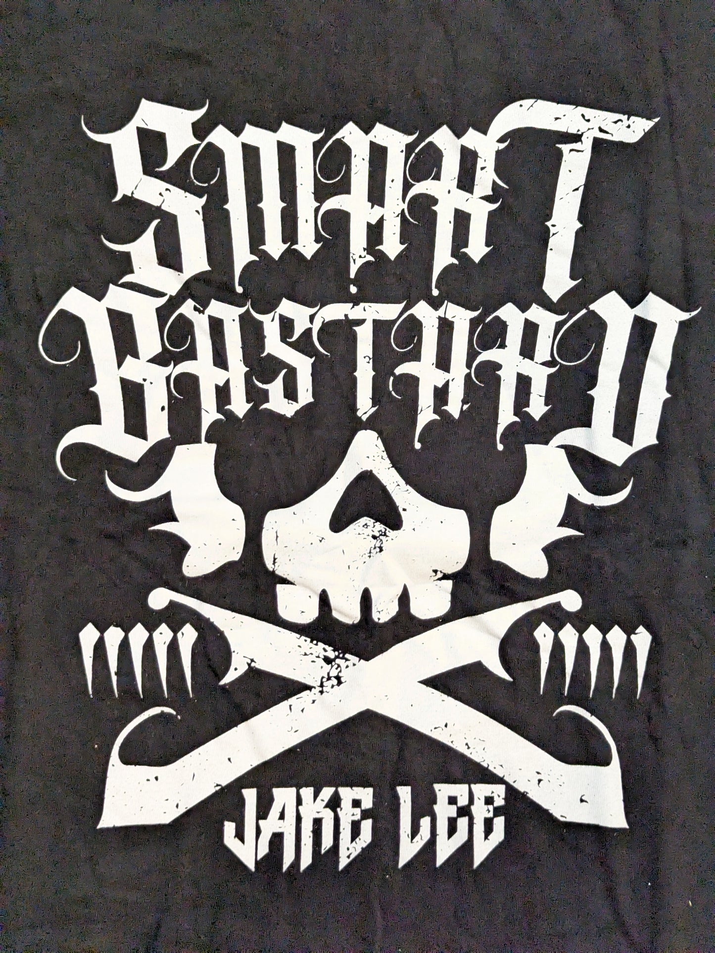 ジェイク・リー「SMART BASTARD」Tシャツ