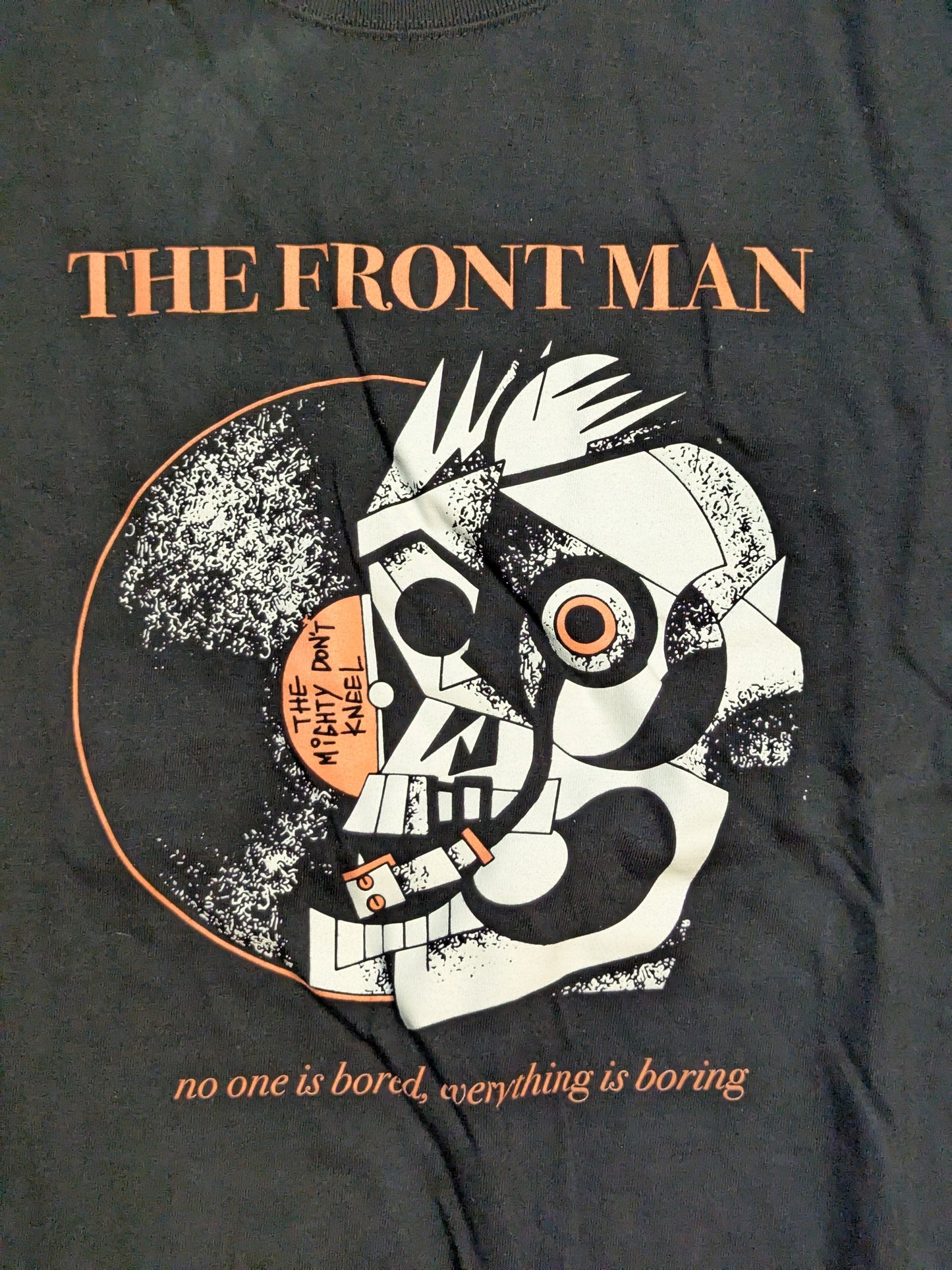 ザック・セイバーJr.「THE FRONT MAN」Tシャツ(ブラック)