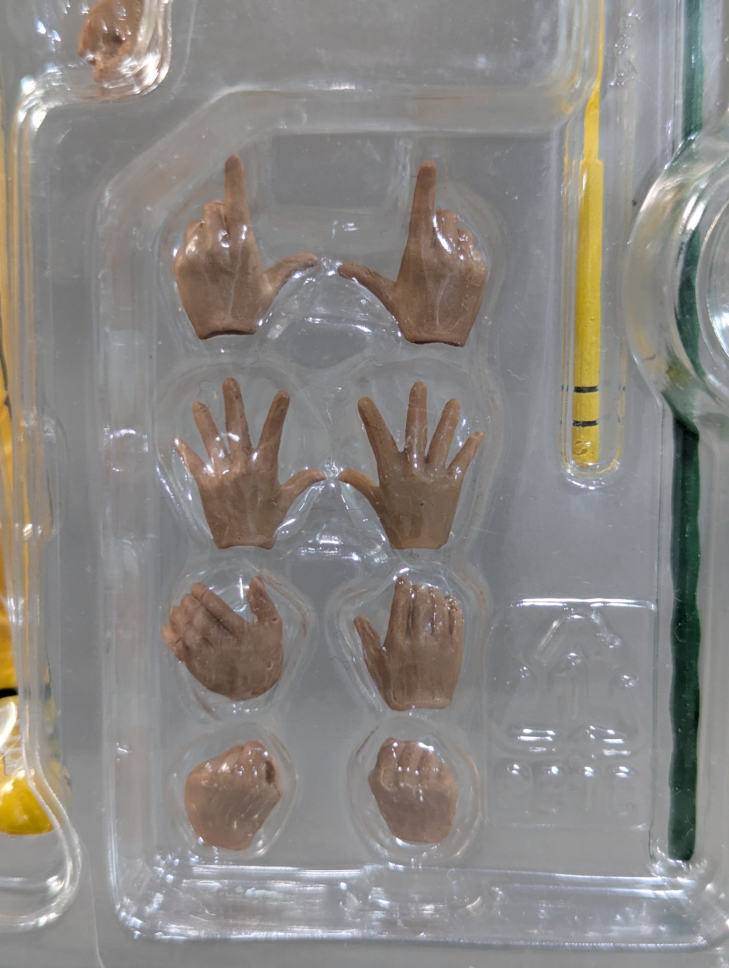 ☆S.H.Figuarts☆ ブルース・リー (Yellow Track Suit) 「死亡遊戯