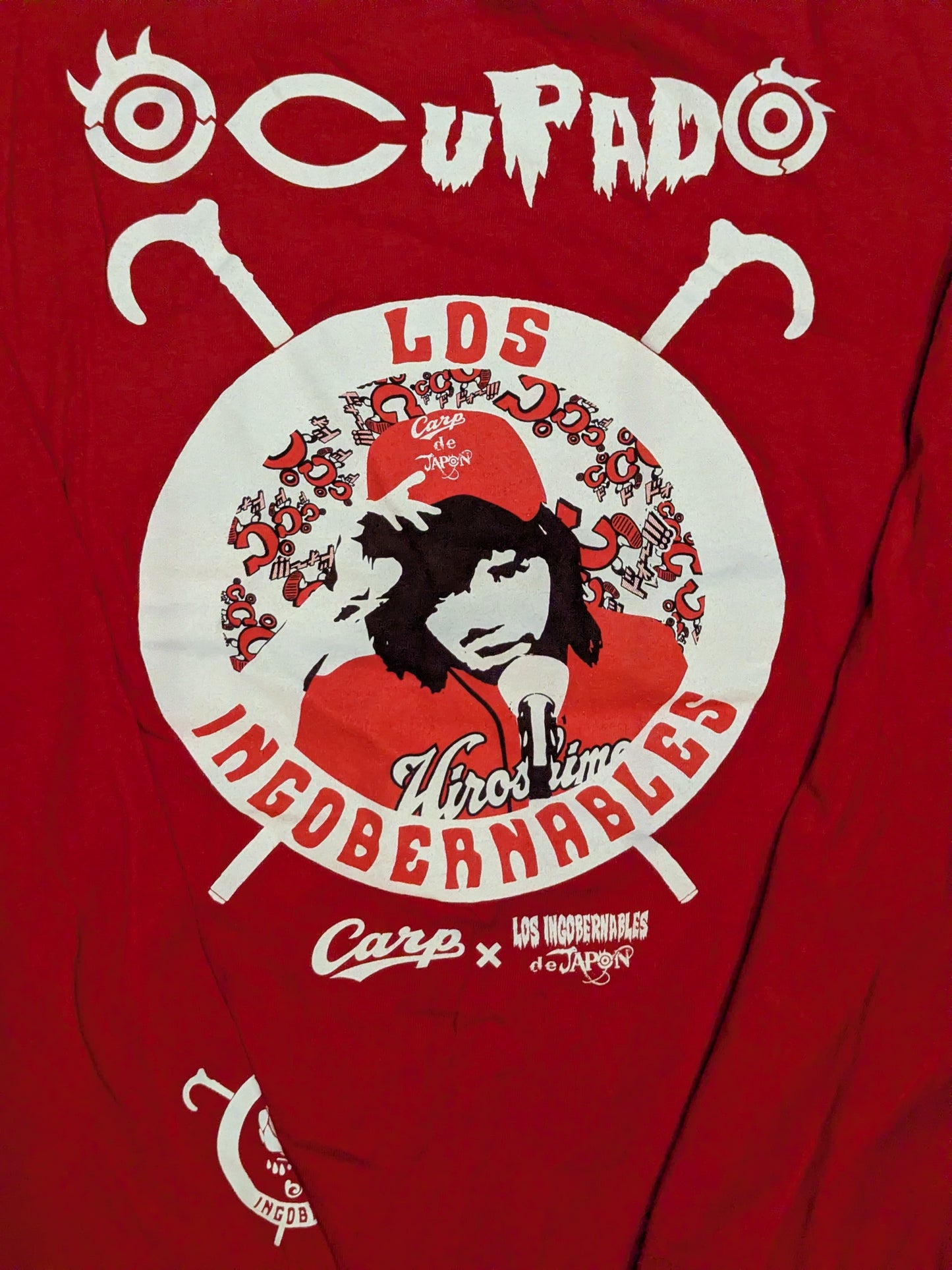 広島東洋カープ×内藤哲也「TRANQUILO de Carp」ロングスリーブTシャツ(レッド)