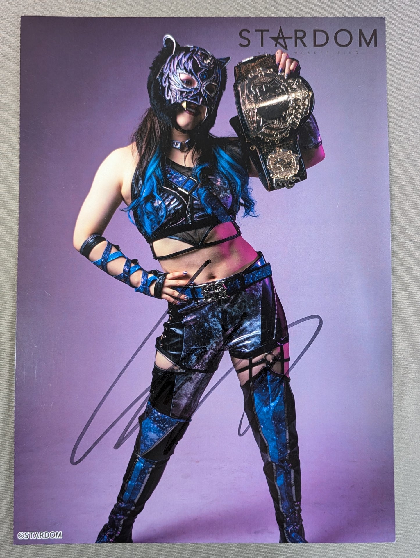 STARLIGHT KID  hand signed autograph  Stardom Pro-Photo  (F-9)