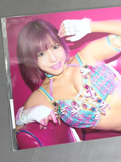 白川未奈 SPG 寝そべりポートレート