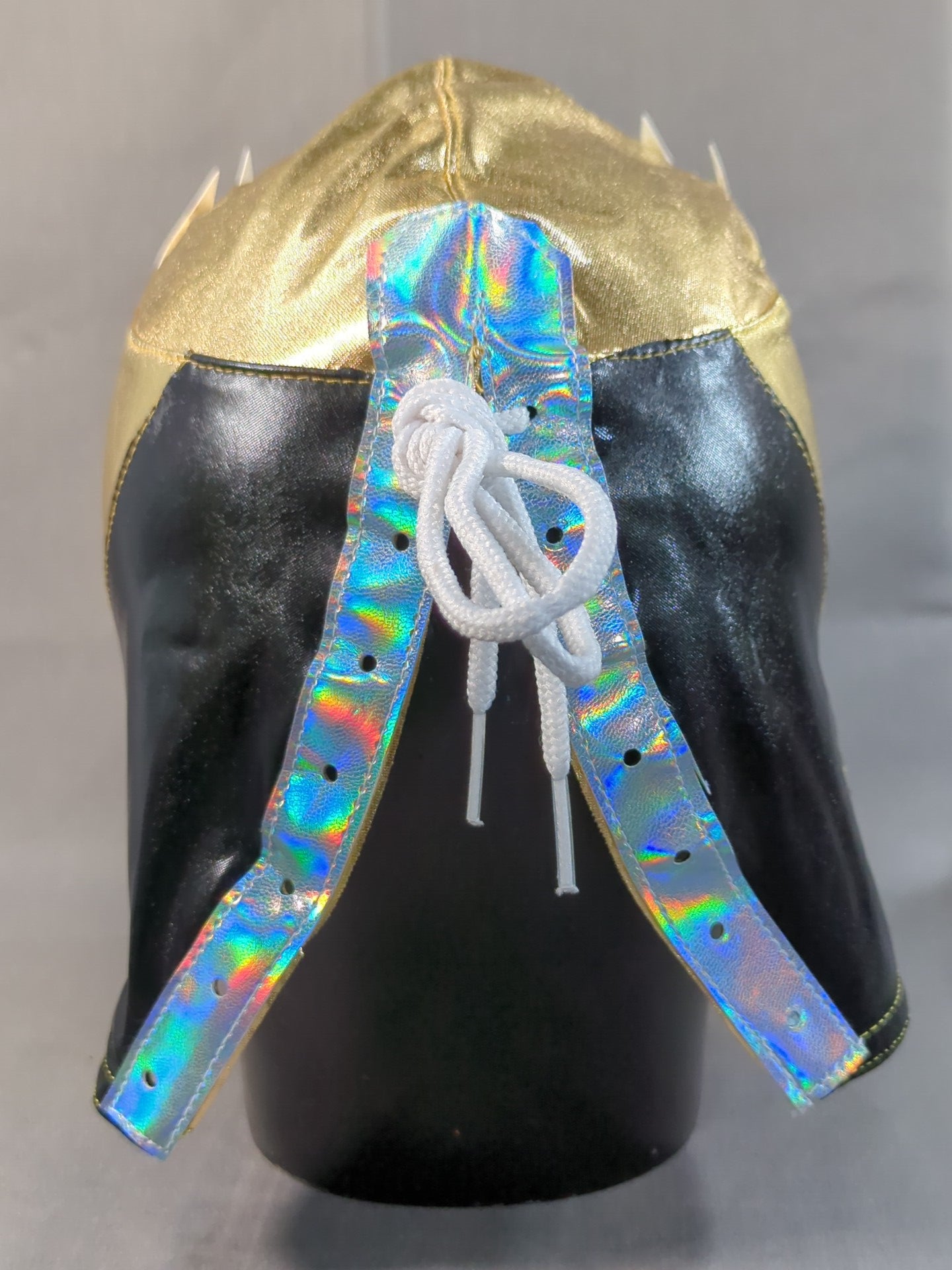 Mascara Dorada 