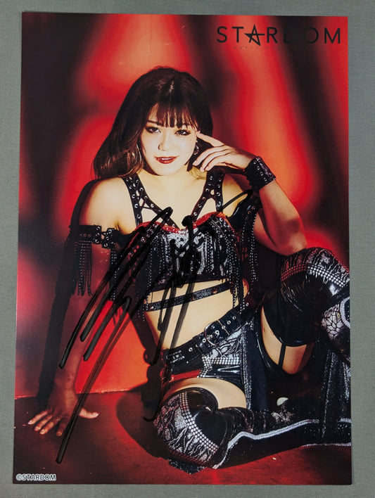 Suzu Suzuki  hand signed autograph  Starda Mu Pro-Photo (B-3)