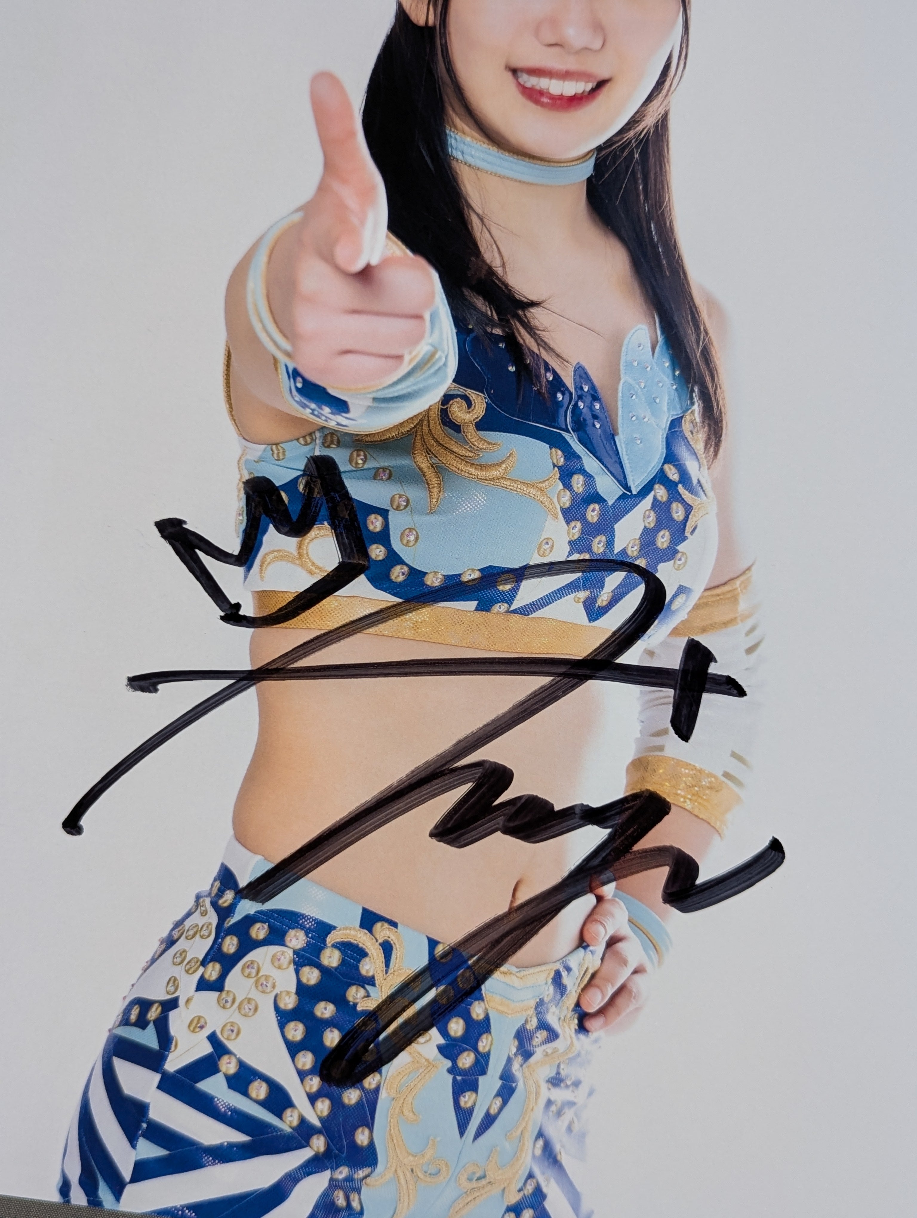 天咲光由 直筆サイン入り スターダムポートレート(K-9) – 闘道館
