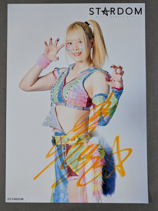 Mayu Iwatani  hand signed autograph  Starda Mu Pro-Photo (A-1)