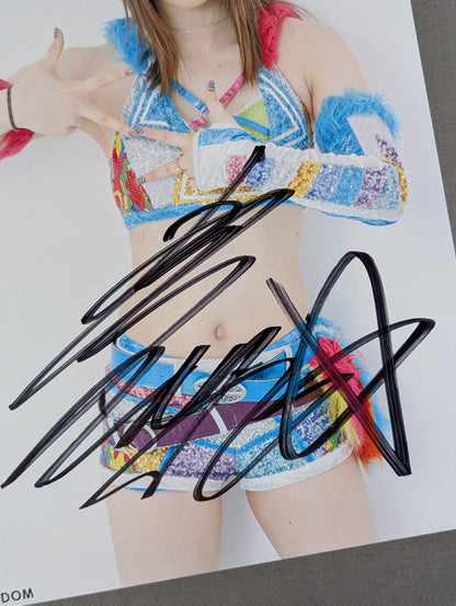 岩谷麻優 直筆サイン入り スターダムポートレート(A-4)