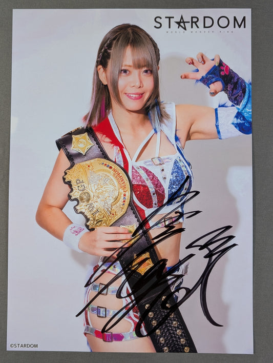 ★IWGP★ Mayu Iwatani  hand signed autograph Stardom Pro-Photo  (A-9)