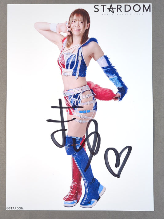 Mayu Iwatani  hand signed autograph  Starda Mu Pro-Photo (A-6)