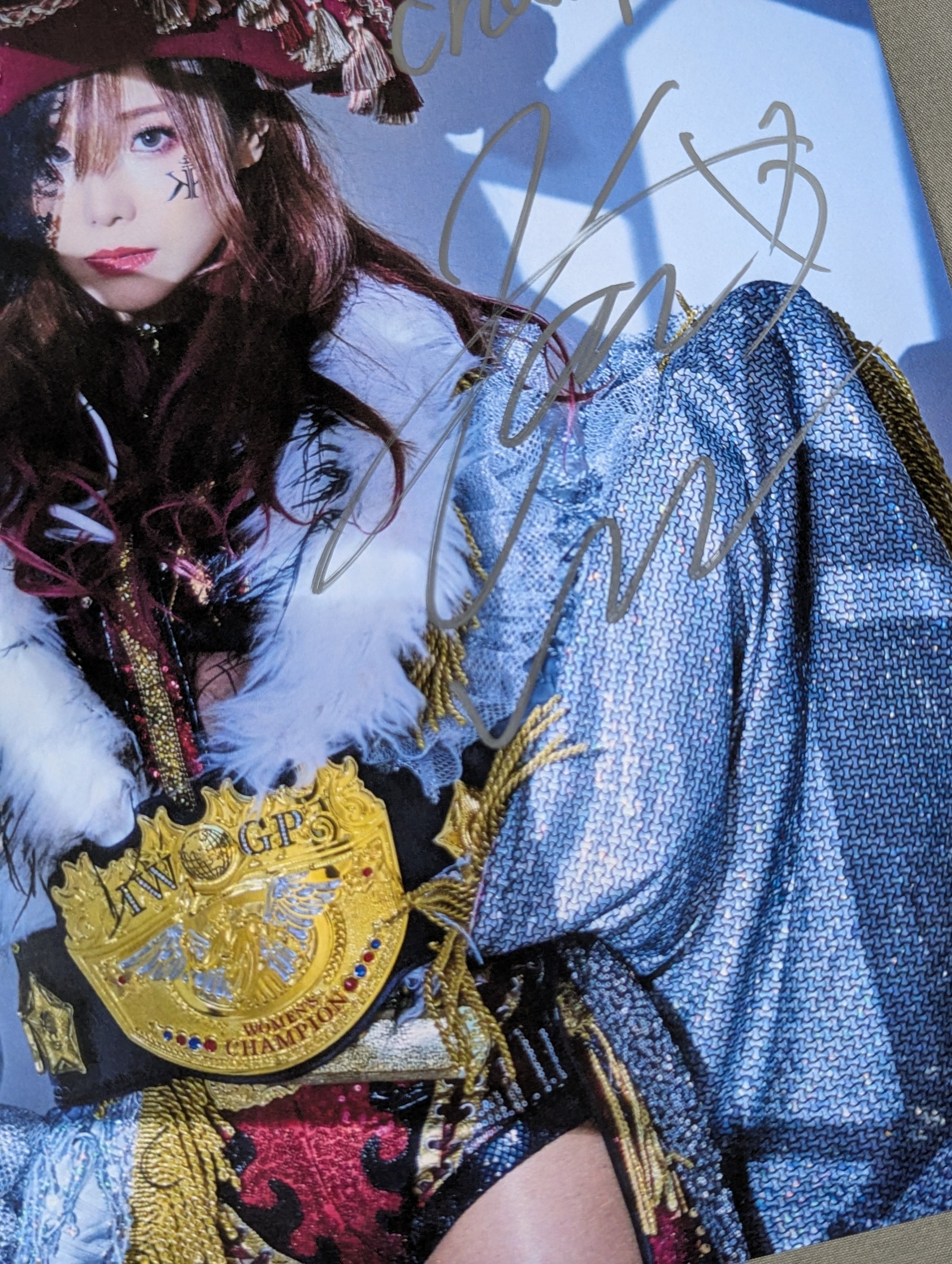 ☆初代 IWGP女子王座☆ KAIRI 直筆サイン入り ポートレート(A-5) – 闘道館