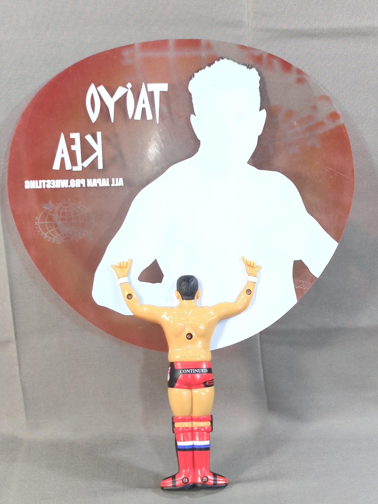Taiyo Kea  Figure Uchiwa (paper fan)