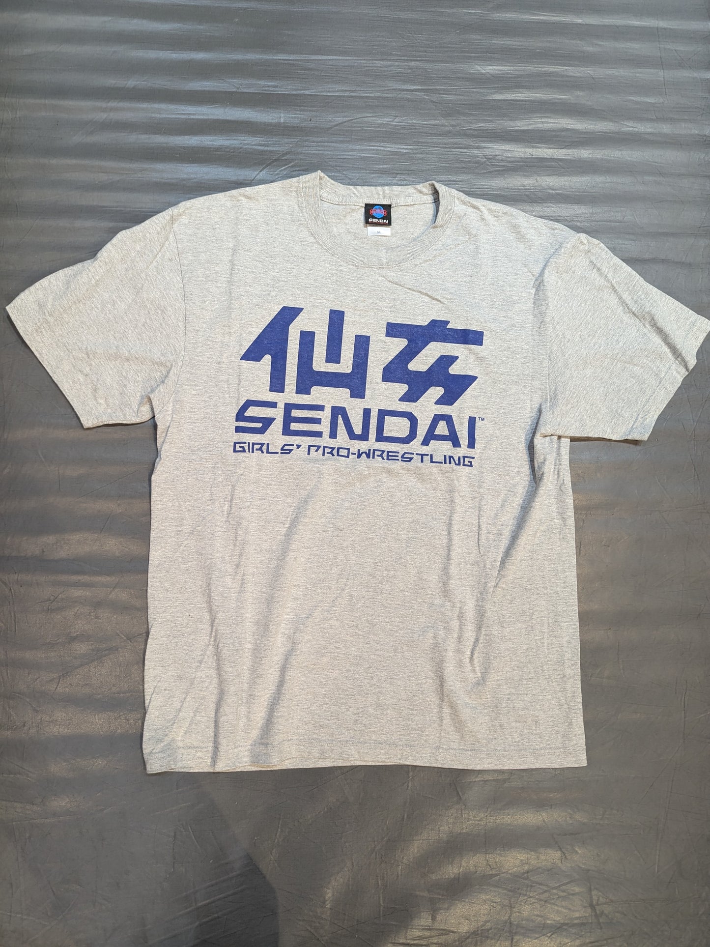 センダイガールズプロレスリング Tシャツ(グレー×ブラック)