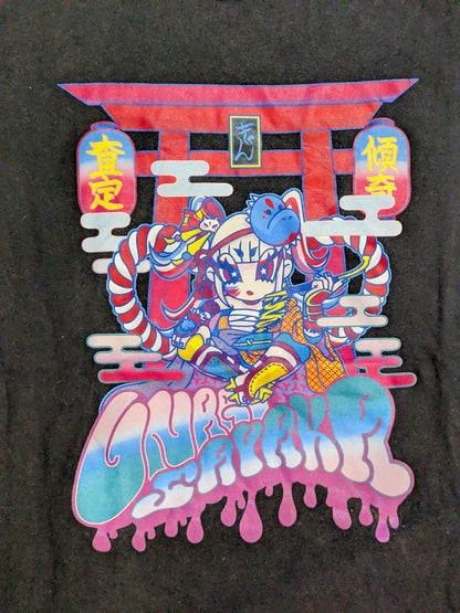 ウナギ・サヤカ「ご利益ありそう」Tシャツ(ブラック)