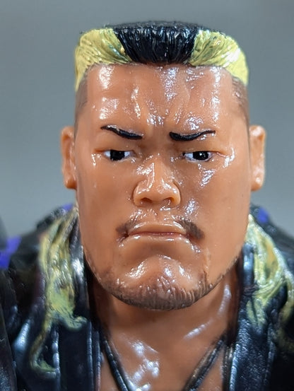 Hiroyoshi Tenzan  (Mountain Horn Gown)