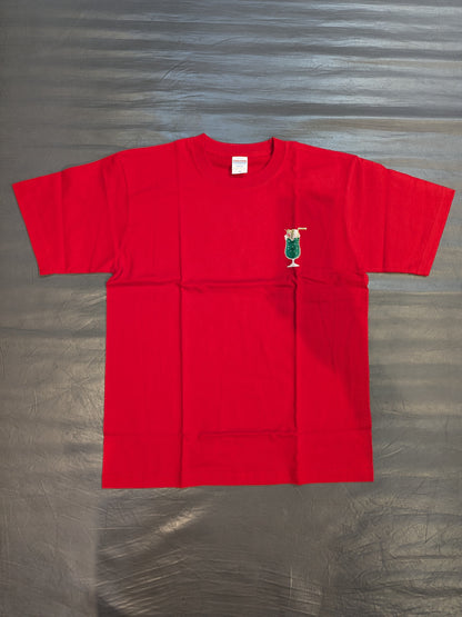 ウナギ・サヤカ「極彩メロンソーダブリーフ味」Tシャツ(レッド)