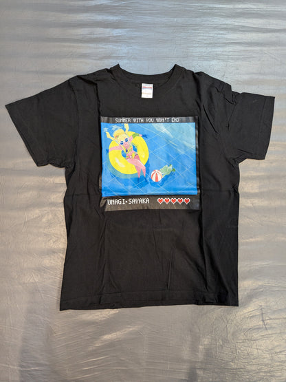 ウナギ・サヤカ「まだまだサマサマ」Tシャツ(ブラック)