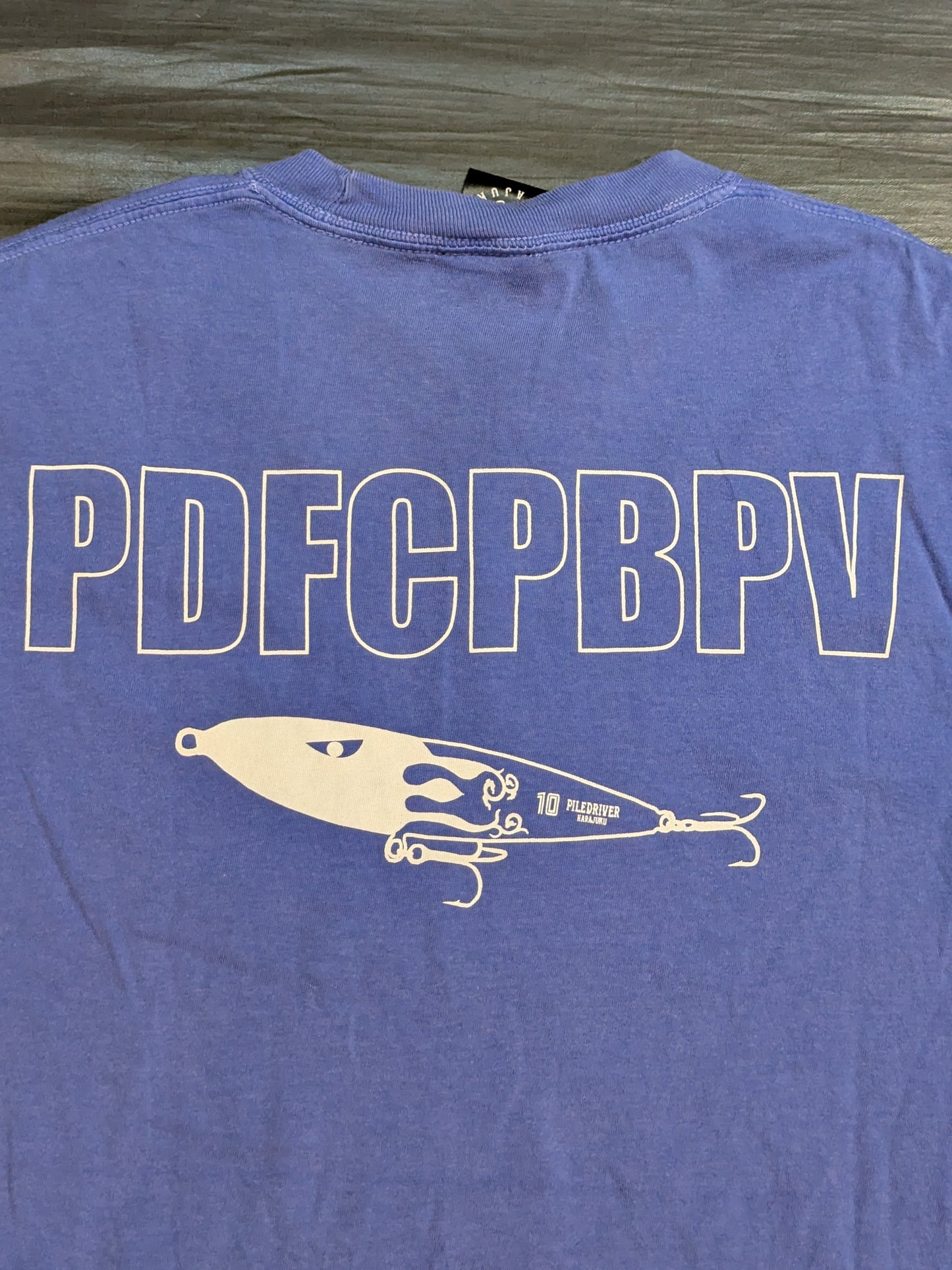 パイルドライバー「PDFCPBPV」Tシャツ(フローブルー)