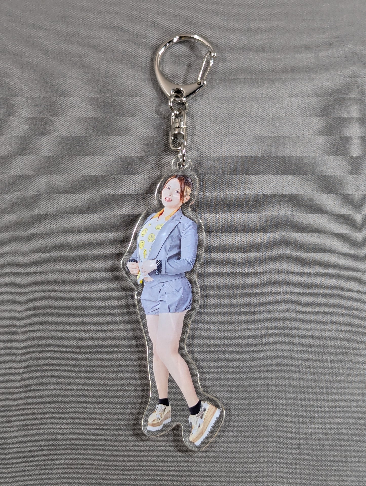 Waka Tsukiyama Dress-Up Random Acrylic Keychain