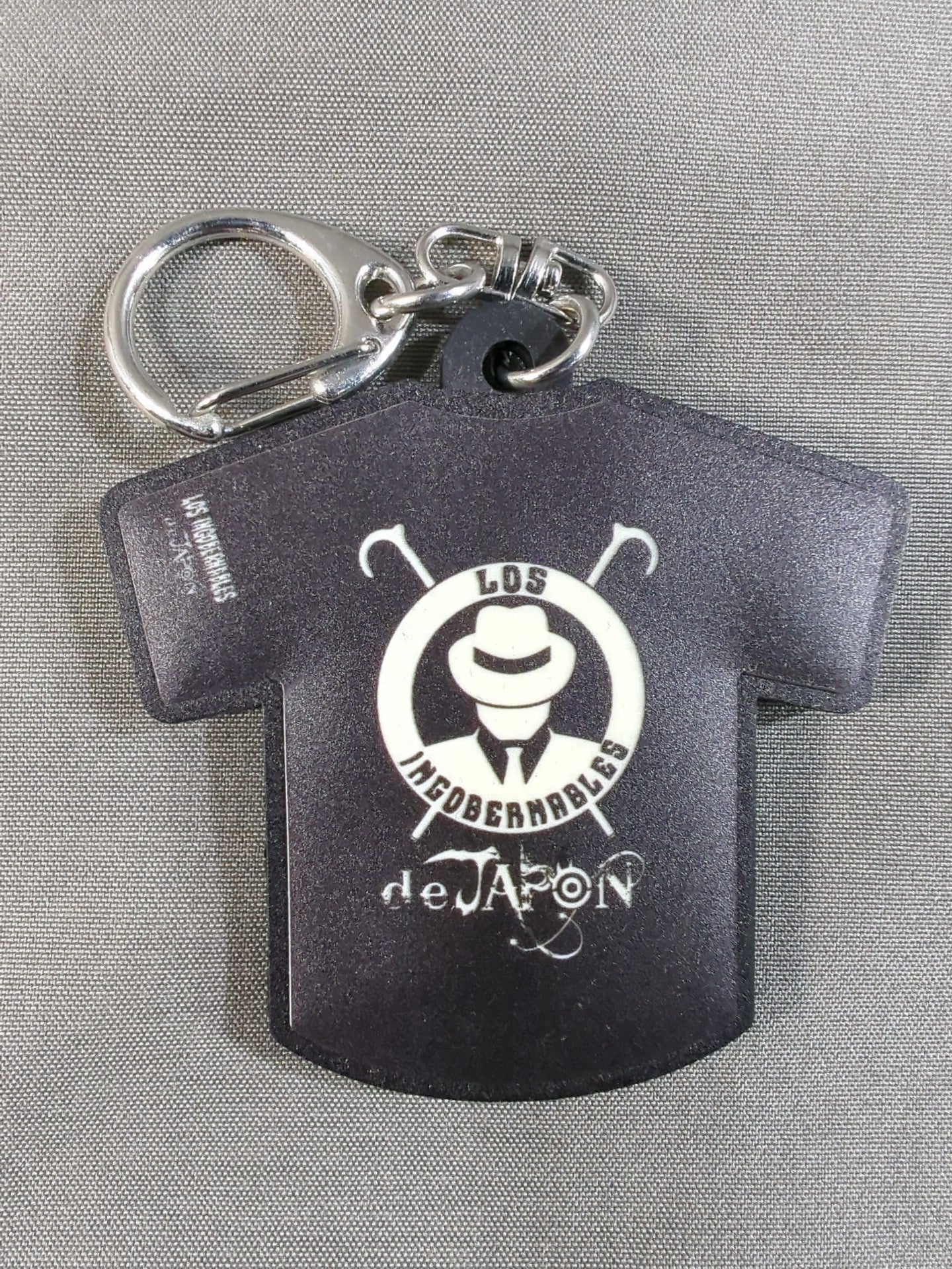 ロス・インゴベルナブレス・デ・ハポン 新日本プロレス ロゴTシャツラバーキーホルダー