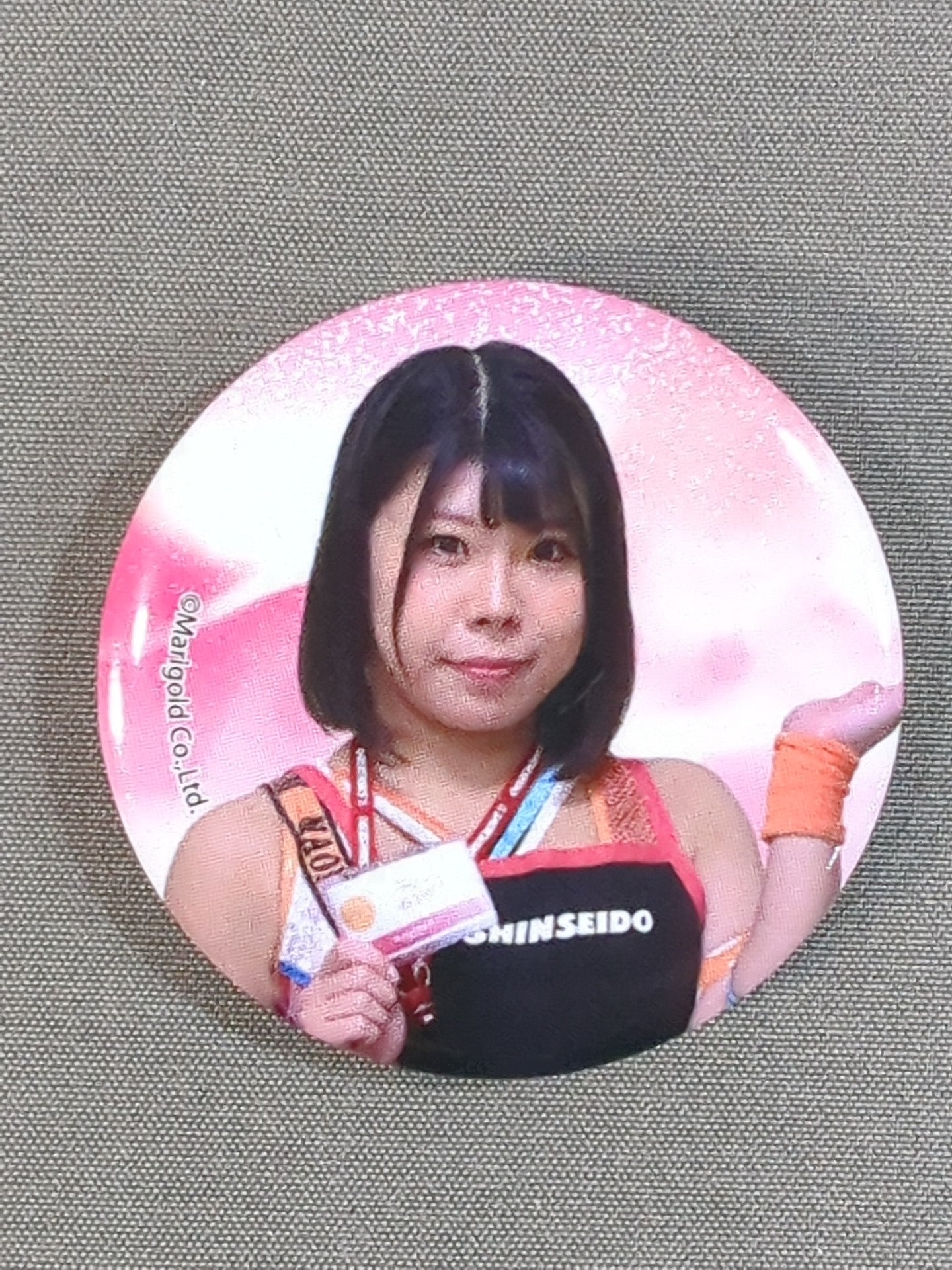 石川奈青 マリーゴールド SHOP IN SHOP 限定缶バッジ