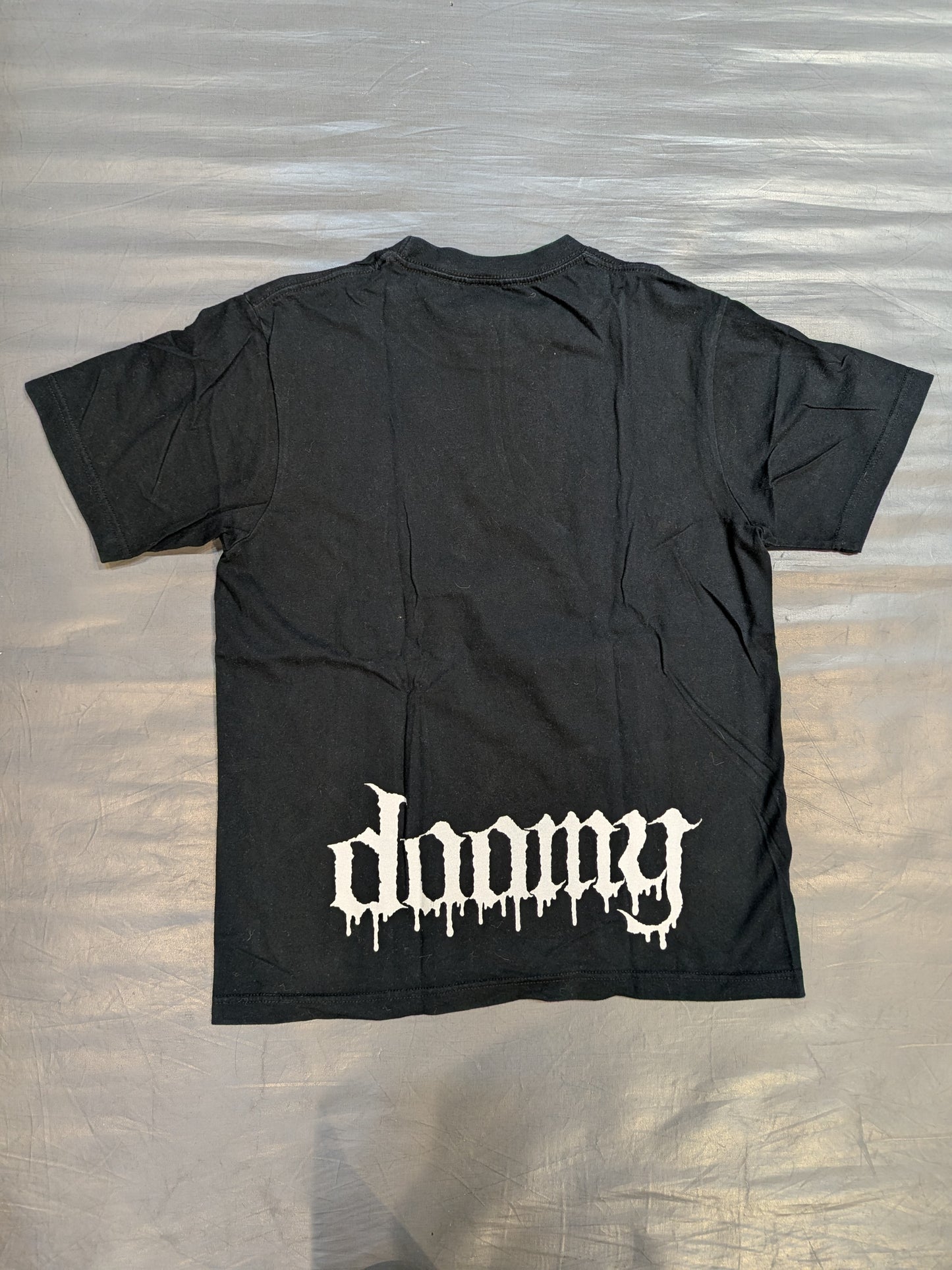 石川晋也「doomy」イラストTシャツ