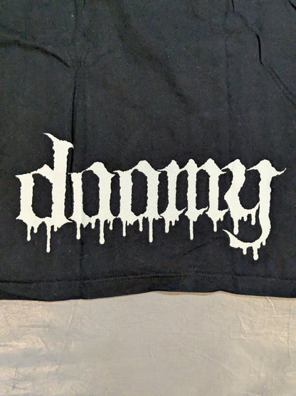石川晋也「doomy」イラストTシャツ