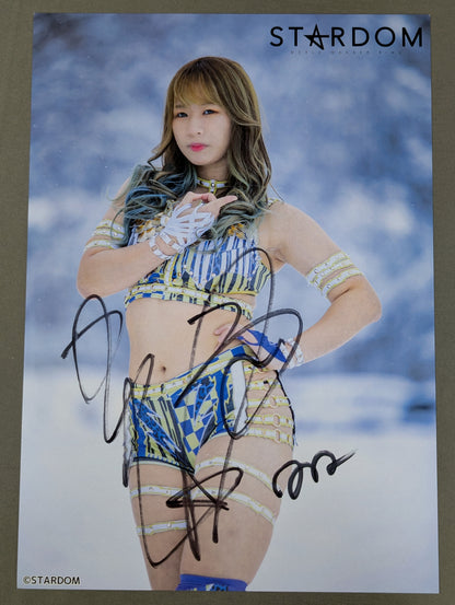 渡辺桃 直筆サイン入り スターダムポートレート(M-3)