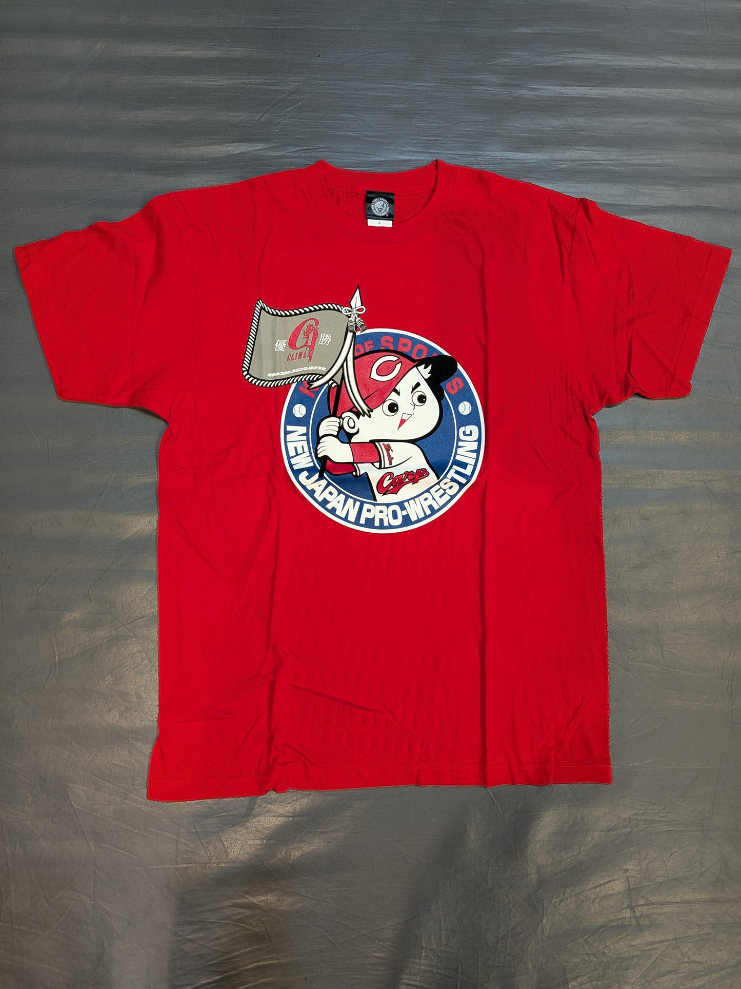 広島東洋カープ×新日本プロレス「G1 CLIMAX 35」コラボTシャツ(レッド)