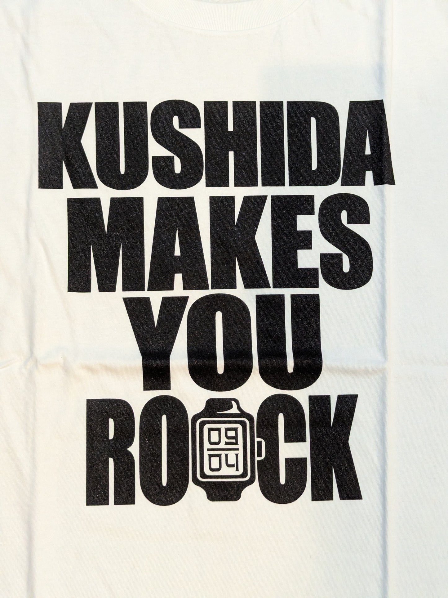 KUSHIDA「MAKES YOU ROCK」Tシャツ