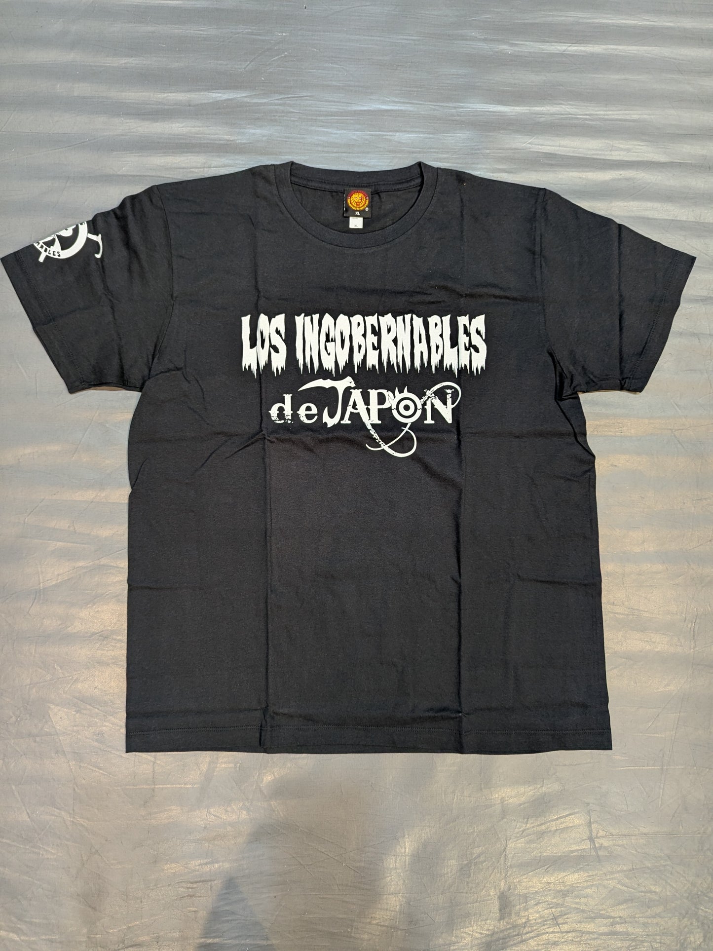 ロス・インゴベルナブレス・デ・ハポン Tシャツ(ブラック×ホワイト)