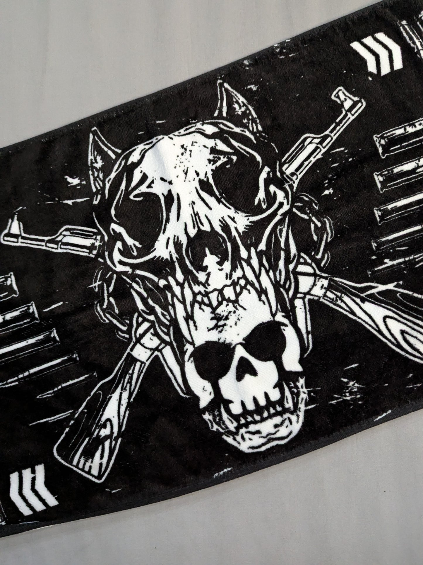 BULLET CLUB WAR DOGS スポーツタオル