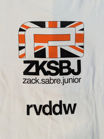 ザック・セイバーJr.「ZSJ BIG MARK」Tシャツ(ホワイト)