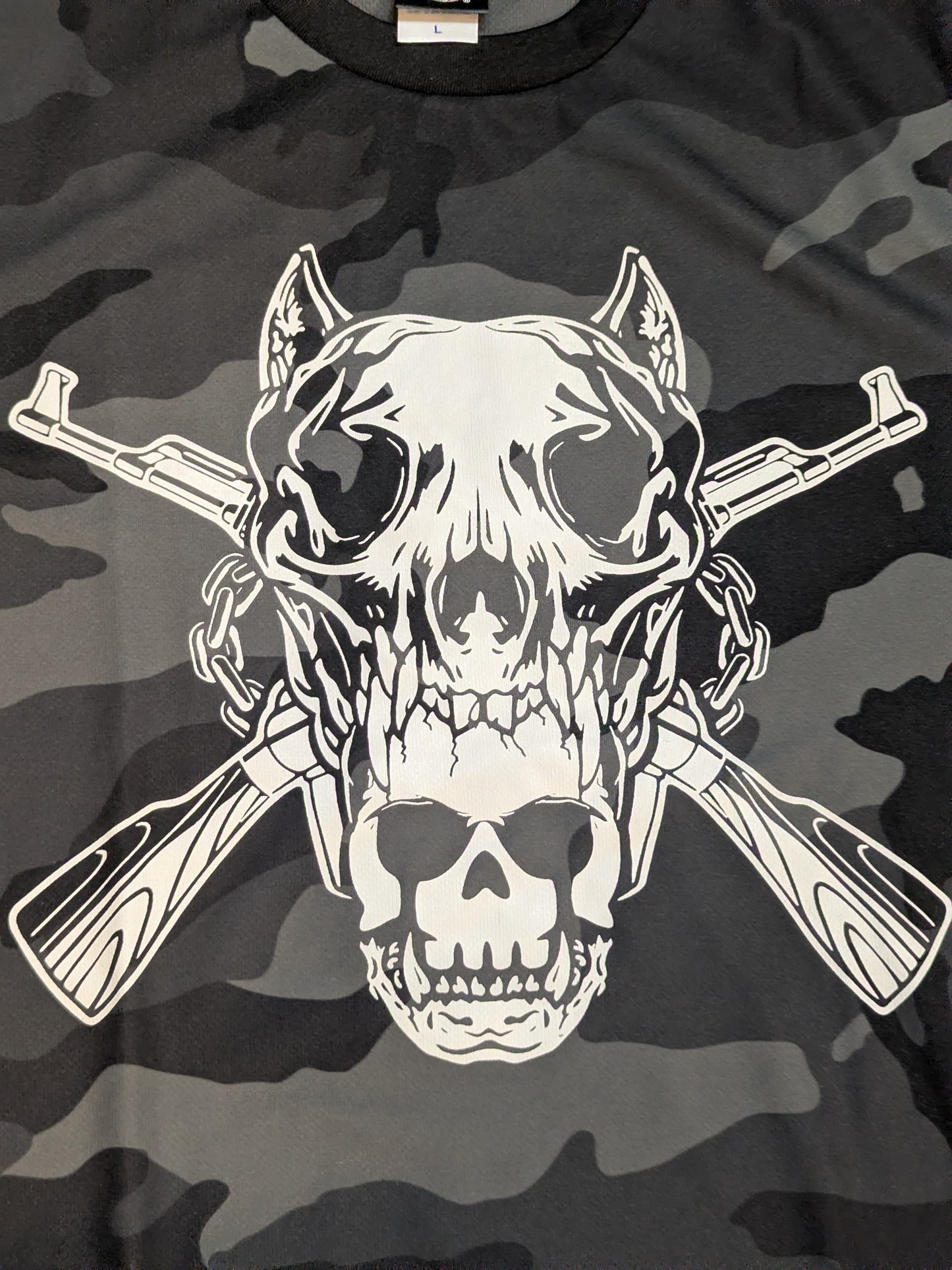 BULLET CLUB WAR DOGS Dry T-Shirt (Blackwoodland Camo)
