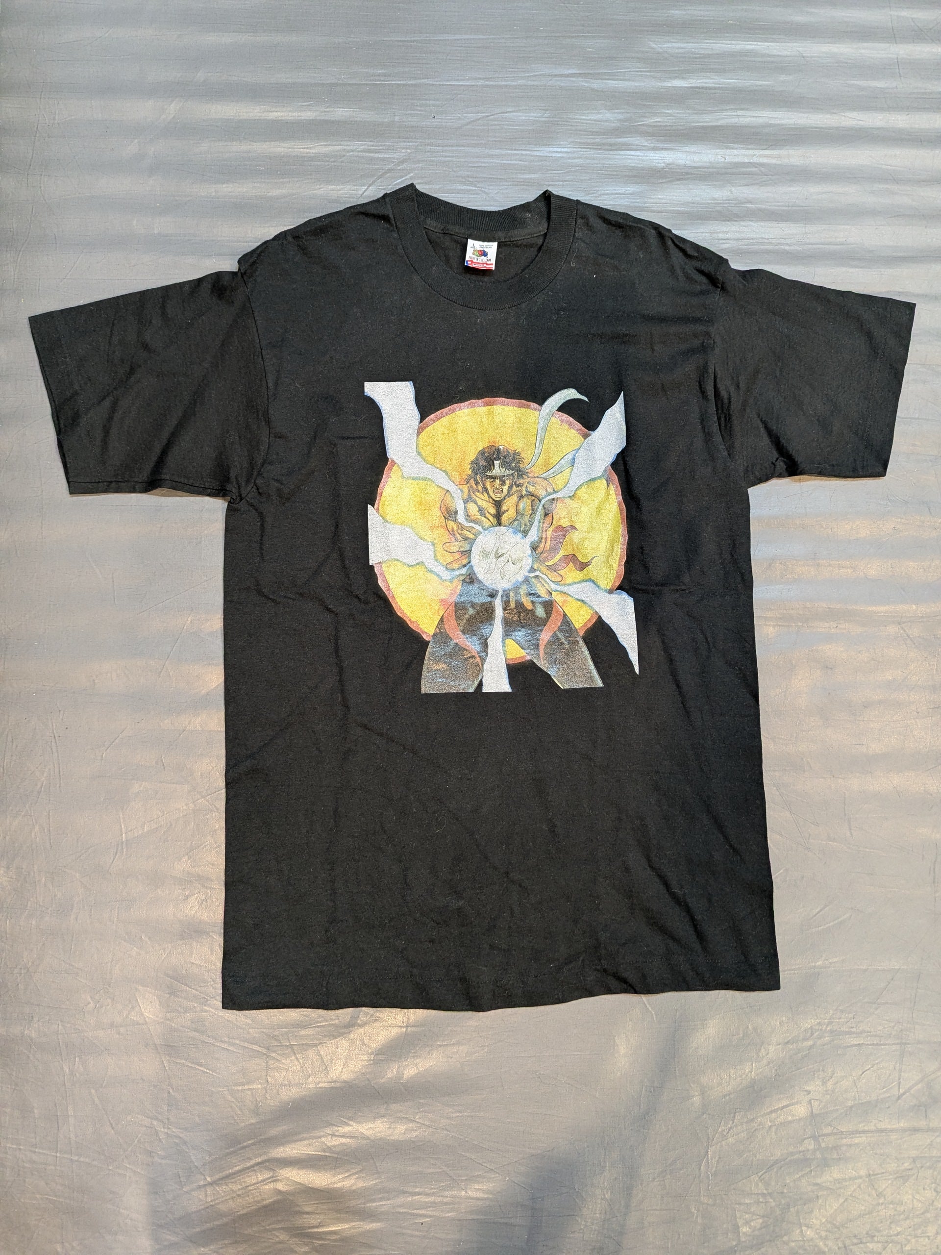 直筆サイン入り】橋本真也「破壊王'96」アニメ風イラストTシャツ – 闘道館