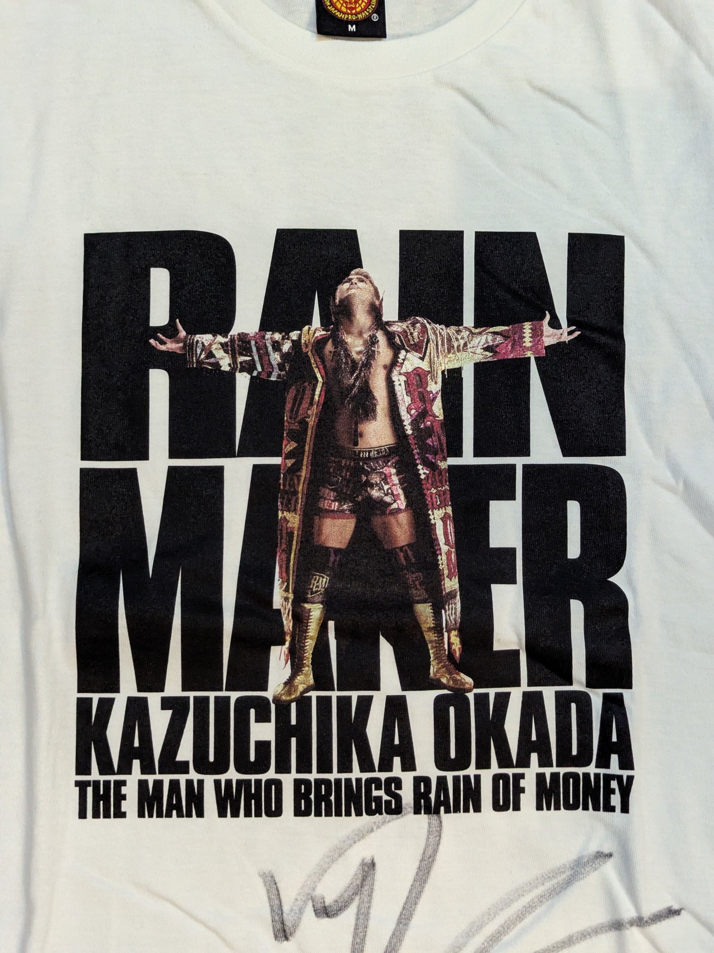 【hand signed autograph】 Kazuchika Okada " KORM" T-shirt