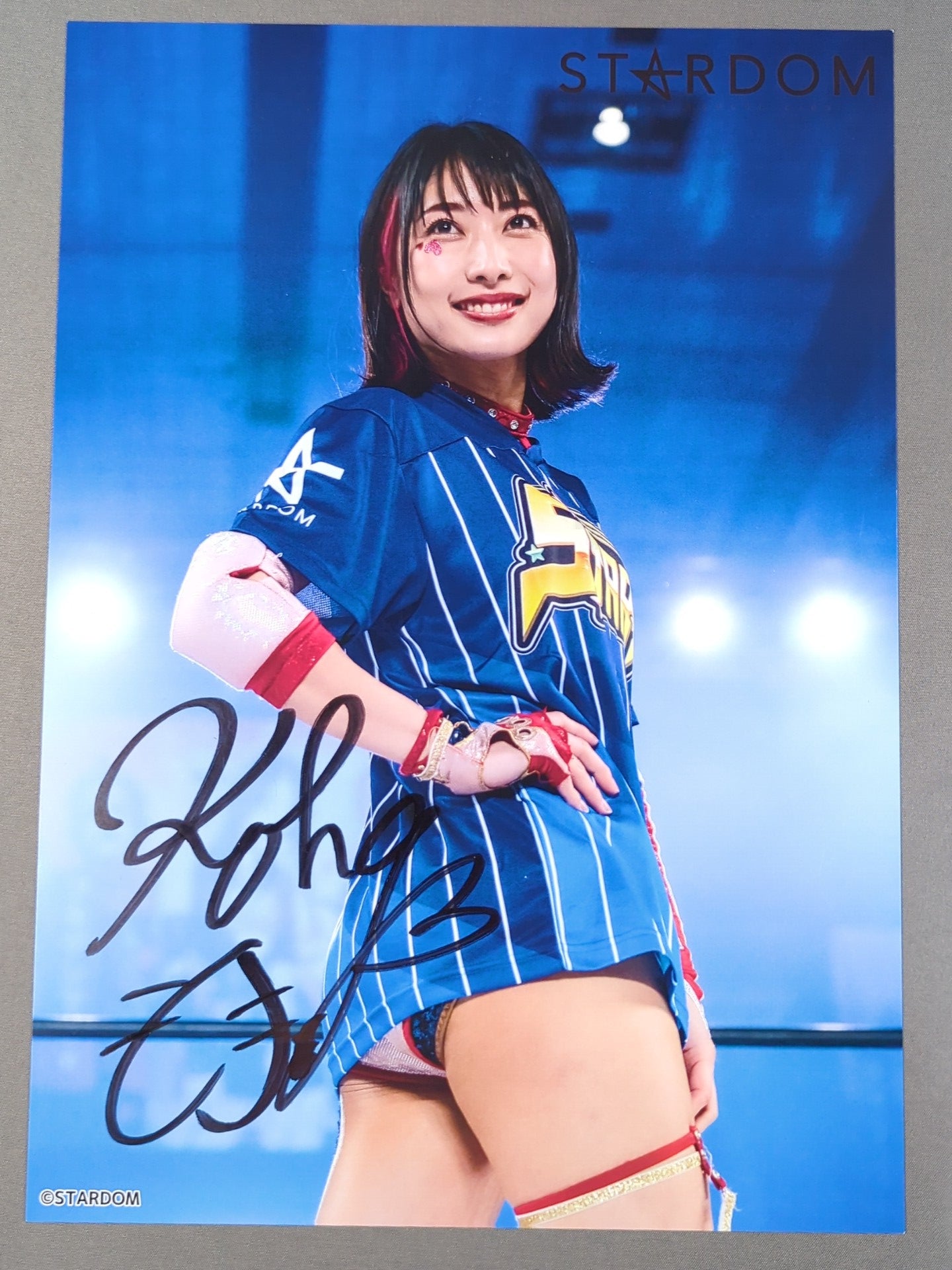 向後桃 直筆サイン入り スターダムポートレート(D-2)