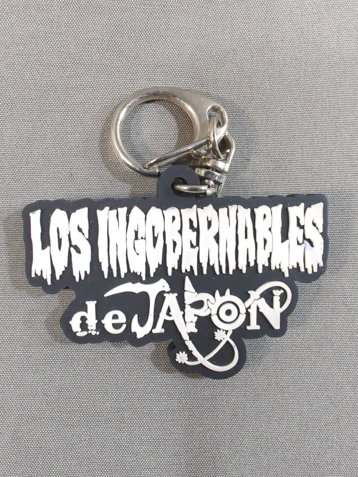 LOS INGOBERNABLES de JAPON ラバーキーホルダー(B)