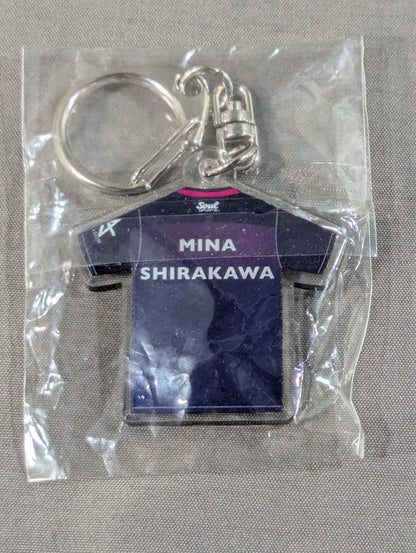 Mina Shirakawa  T-shirt-Style Acrylic Keychain (STARDOM×TOWER RECORDS)