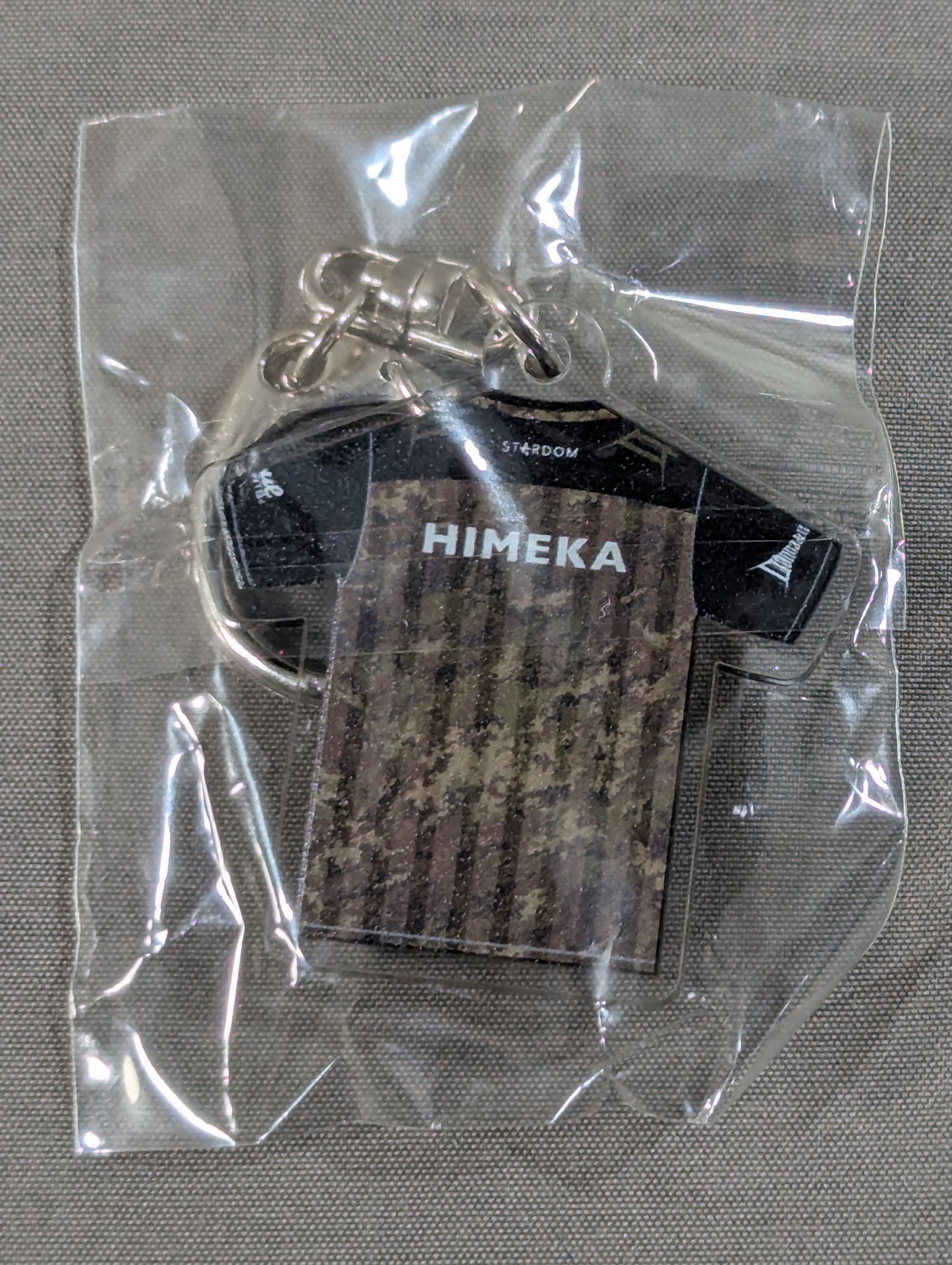HIMEKA  T-shirt-Style Acrylic Keychain (STARDOM×TOWER RECORDS)