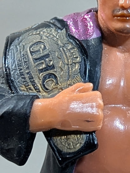 Kenta Kobashi  (hood and belt)