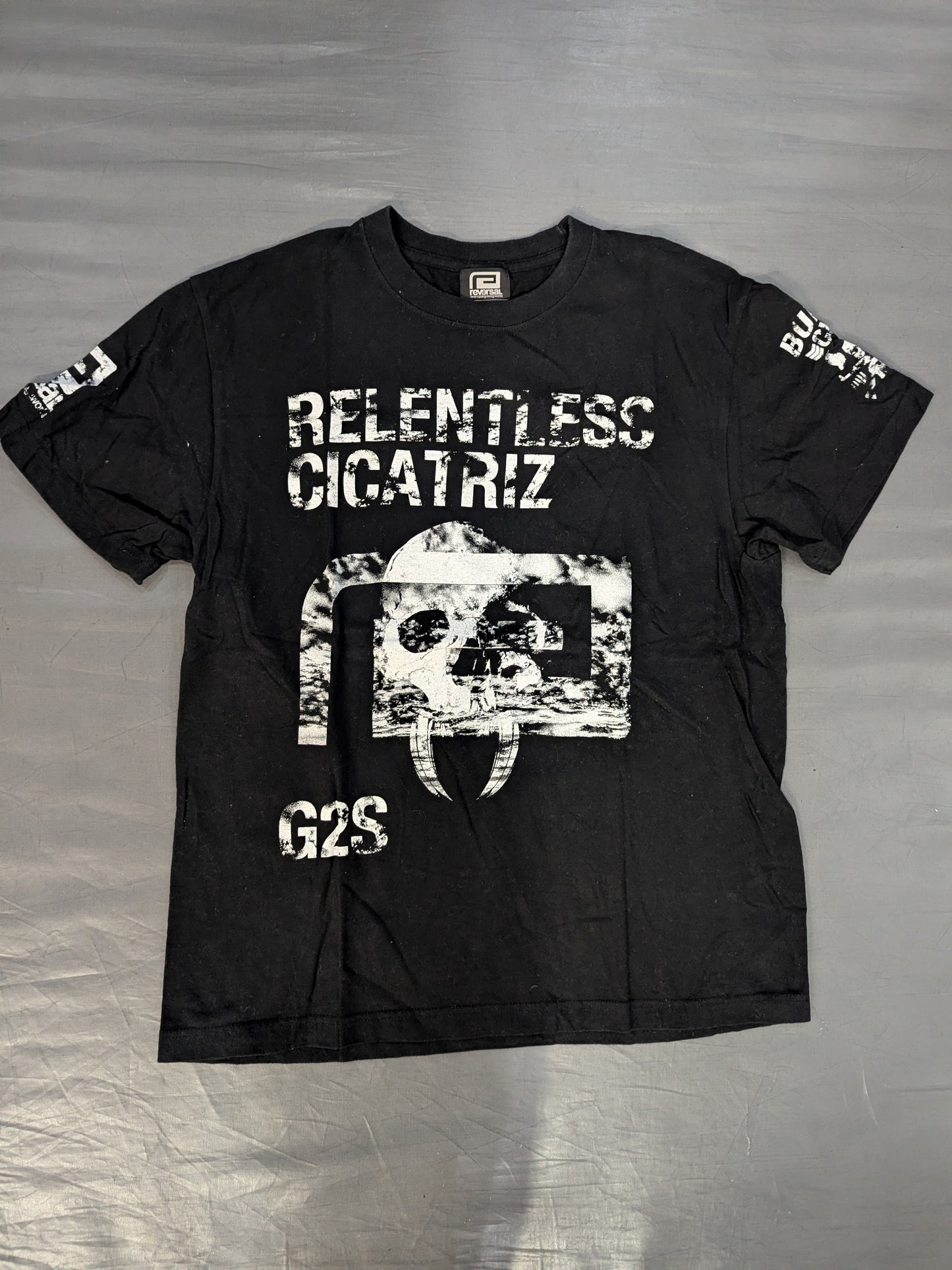 KENTA×BULLET CLUB「RELENTLESS CICATRIZ」Tシャツ②