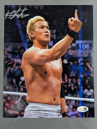 ★JSA★ Kazuchika Okada  hand signed autograph Pro-Photo (middle finger)